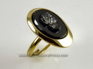 Sarah Coventry "Evening Profile" Vintage Ring