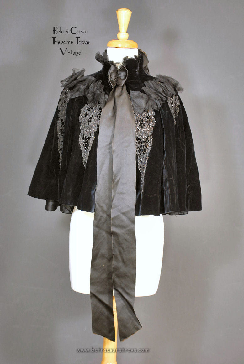 Victorian Cape Beaded Black Velvet & Netting 1890s Antique Victorian Cape Beaded Black Velvet & Netting 1890s Antique