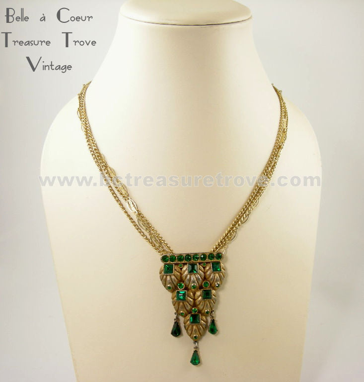 Art Deco Dress Clip Emerald Green Rhinestone Large Vintage – Belle à Coeur  Treasure Trove