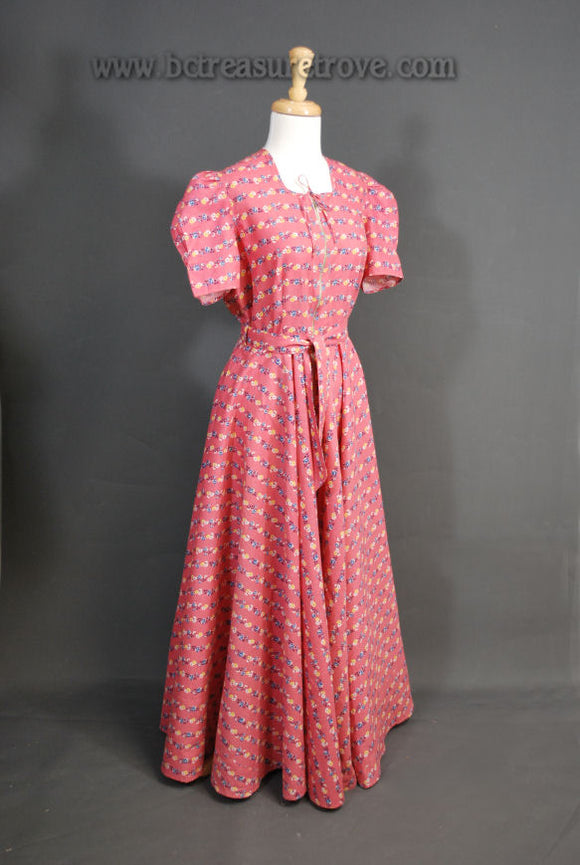 Late 1930s to Early 1940s Vintage Dressing Gown or Hostess Dress Small – Belle à Coeur Treasure Trove
