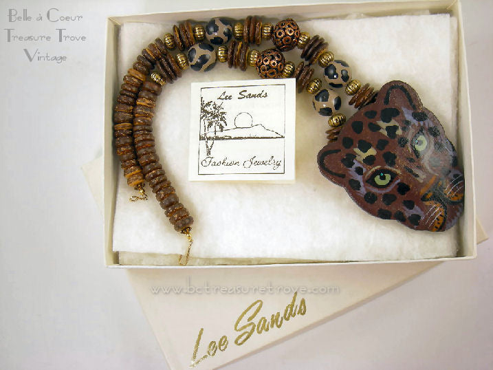 Lee sands necklace outlet