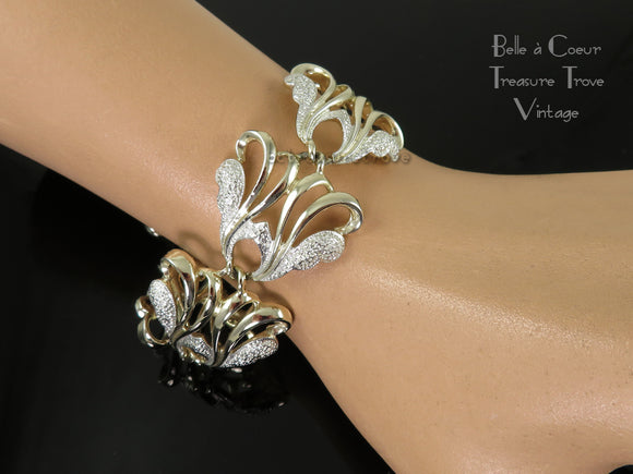 Sarah Coventry Frosted Feathers Bracelet Vintage 1960s